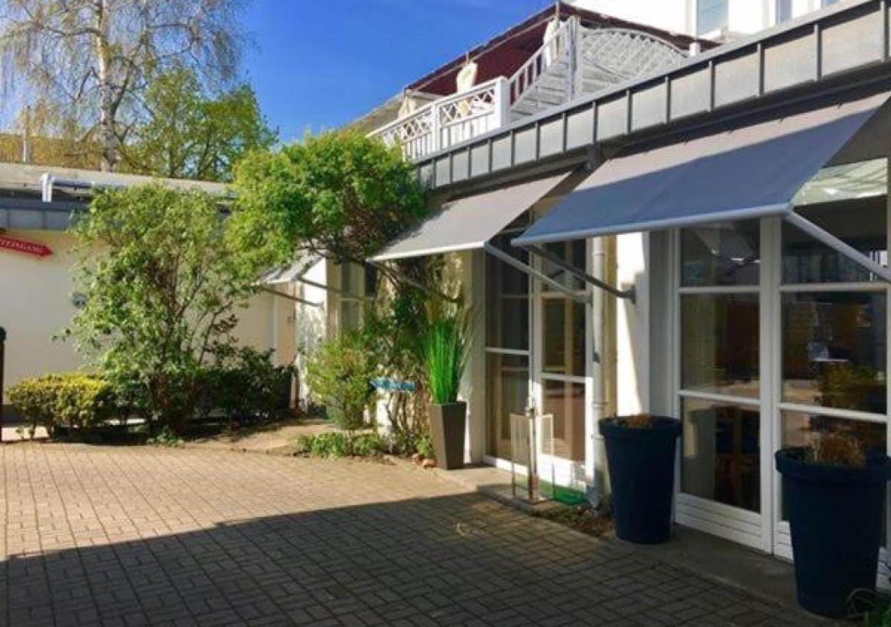 Hotel Zur Traube Ostseebad Kühlungsborn Εξωτερικό φωτογραφία
