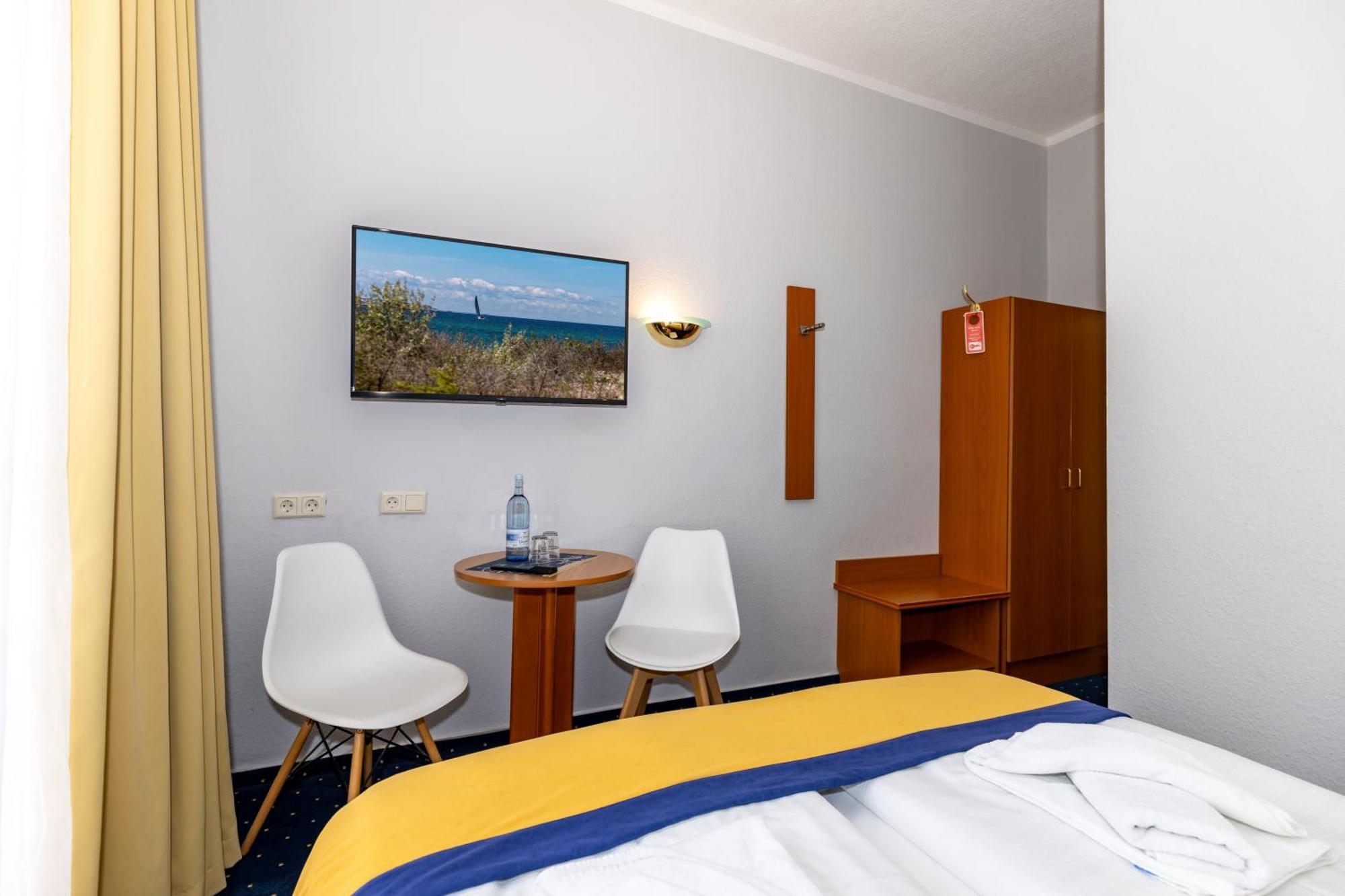 Hotel Zur Traube Ostseebad Kühlungsborn Εξωτερικό φωτογραφία